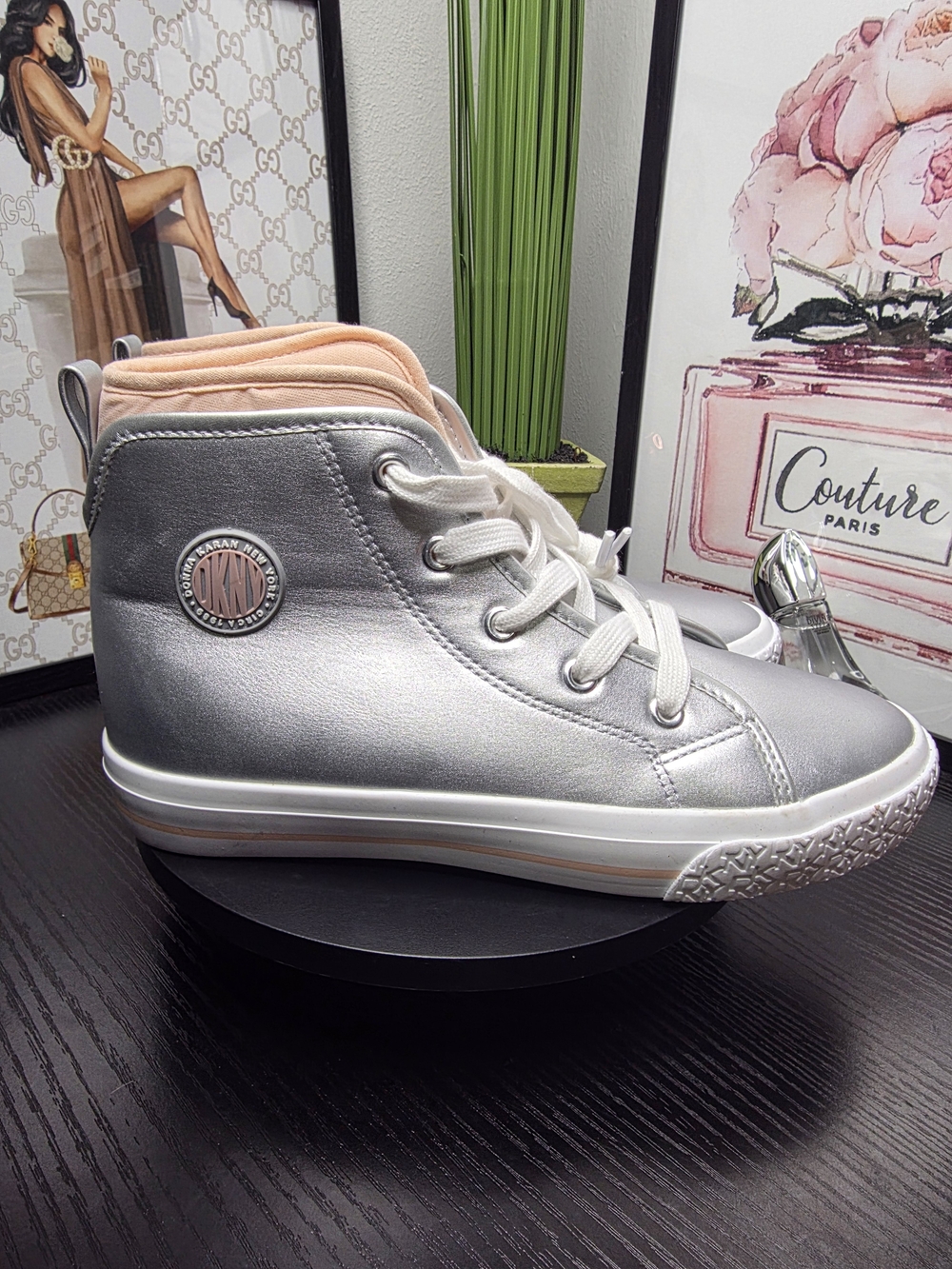DKNY Girls High-Top Sneakers - Picture 3 of 9